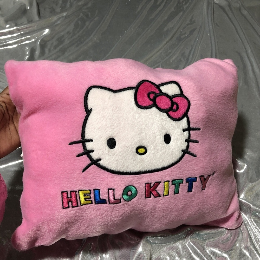 reversible Hello Kitty pillow
